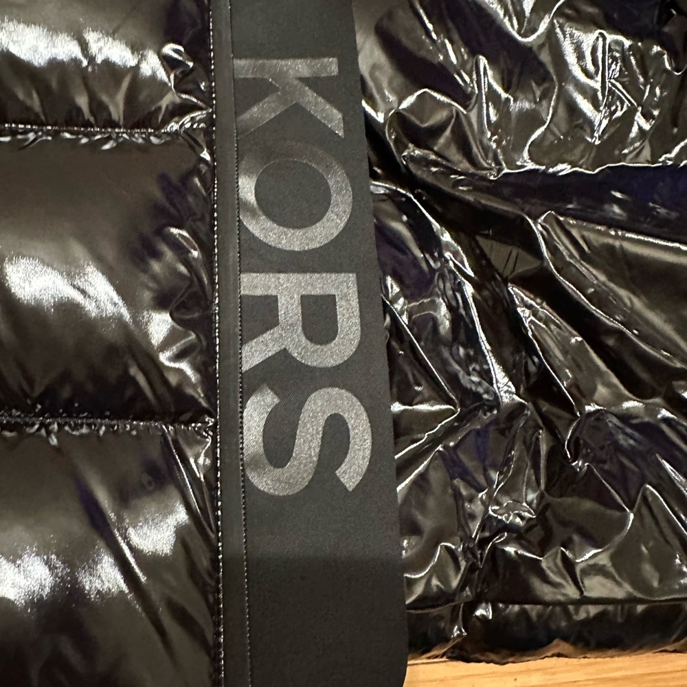 Michael Kors Down Puffer Vest Size Small - Picture 8 of 12